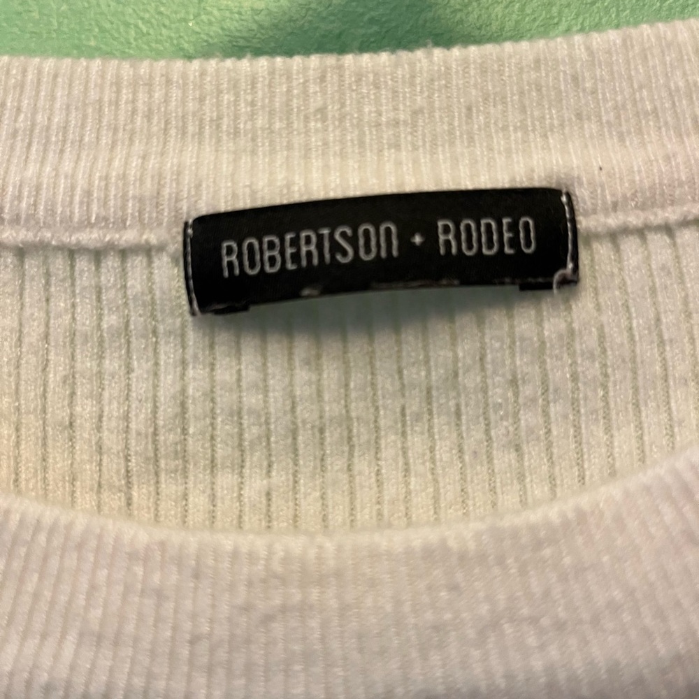 Women's Ribbed Cream Sweater - Picture 2 of 6